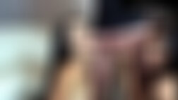 Corto rubia puta le gusta follar con perros